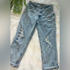 ✨never worn out, only tried on ripped high waisted jeans✨